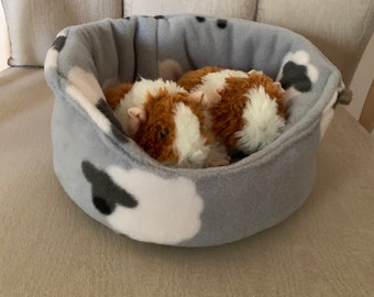 Cuddle Cup for Guinea Pig, HedgehogCuddle Cup Bed in Fleece for Guinea Pig, Hedgehog