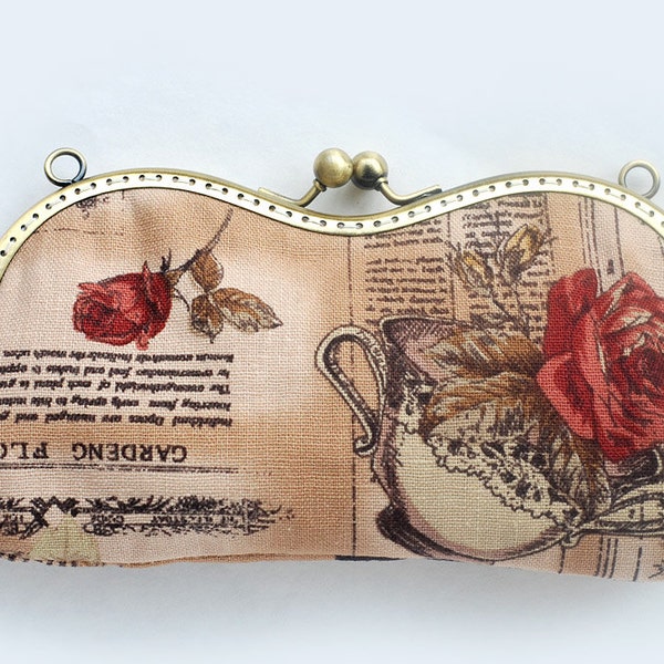 Vintage Roses Glasses case