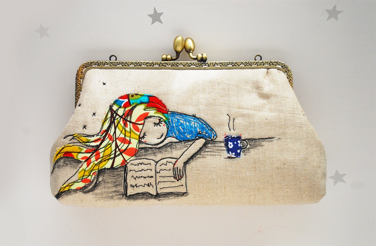 Reading Girl Clutch Bag Free Motion Embroidery(Cosmetic Case, Makeup Pouch, Travel Bag, Bag Belt)