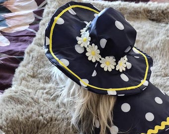Rainhat Pet Hat – Humorous Dog Cat Waterproof Floppy hat