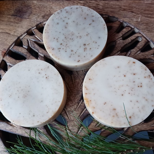 Clove Honey Mead Soap Round Bar Artisan holiday Goatmilk Yogurt