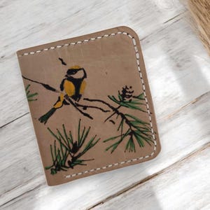 Carteira de couro genuíno personalizada feita à mão, bolsa costurada à mão, design de pássaro queimado pelo fogo, porta-cartões artístico, visual vintage