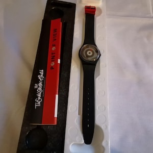 Vintage swatch wristwatchs in excellent condition for age.