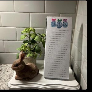 DIY Magnetic Board – 4 x 10 Freestanding Magnet Message Board | Display | Small Memo Board Countertop, Teacher Gift, Fall Back to School