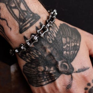 Chunky Chain Link Bracelet in Stainless Steel | Dark Aesthetic | Industrial Style Jewellery | Heavy Metal Bracelet | Unisex Wristwear