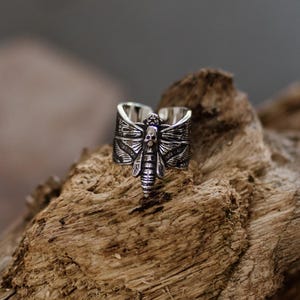 Memento Moth Silver Insect Statement Ring in Stainless Steel | Nature-Themed Ring | Gothic and Witch Fashion | Witchy Gift for Her/Him