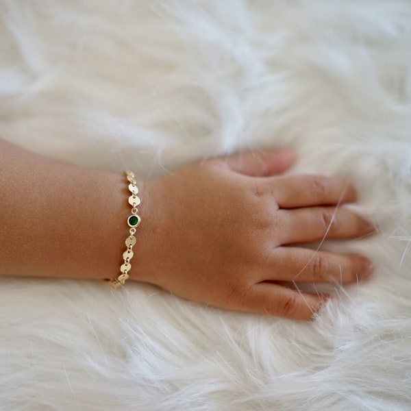 Pulseira para Bebê em Ouro 14K - Pulseira com Pedra de Nascimento para Meninas - Lindo Presente de Batizado, Joia para Bebê, Pulseira para Daminha de Honra