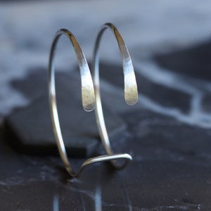 Silver wire cuff, streamlined sterling silver bracelet handmade of sturdy wire formed into a prong shape Small Hammered Tail Cuff image 10