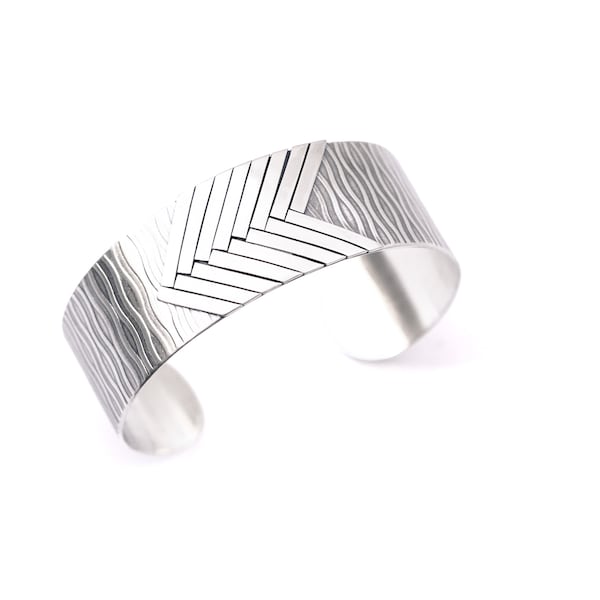 Geometric silver cuff, playful design of light and dark lines with an overall multidimensional contrast rich look - "Allegro Cuff"