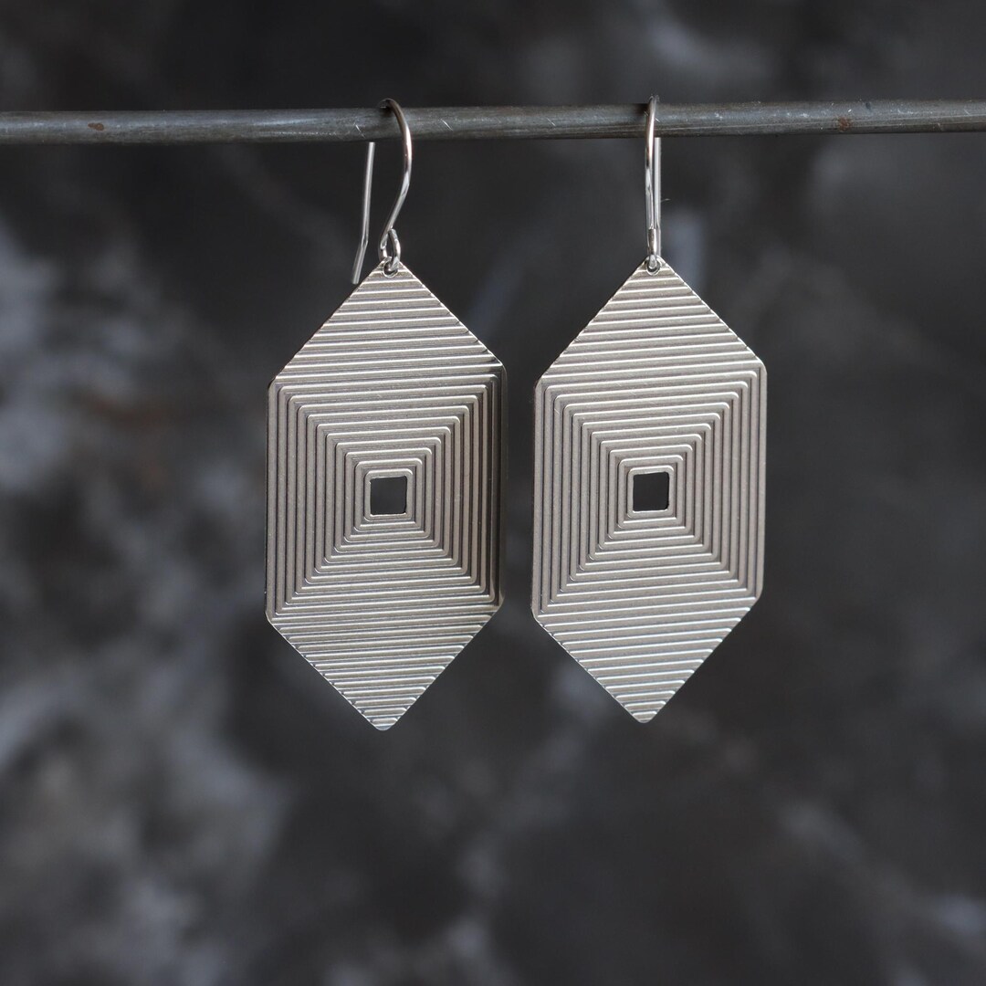 Modern Geometric Dangle Earrings With a Unique Embossed Lines Pattern ...