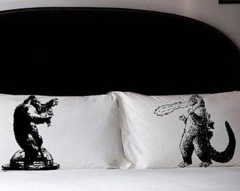 vintage godzilla parody Pillow Covers queen king size Pillowfight Pillowcases kong film vintage UNIQUE room decor fan art cotton pillow case