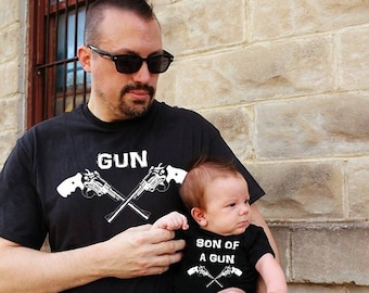2 shirts GUN Son of a GUN matching Father Son Matching T-Shirts Bodysuit And Baby Gift Daddy Family Fathers Day New Dad combo
