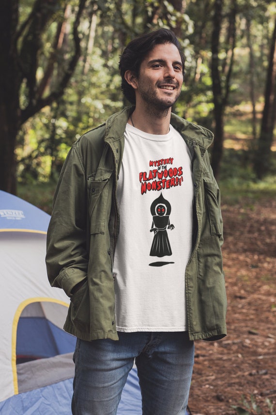 Flatwoods Monster Cryptid Shirt West Virginia folklore shirt Vintage film poster monster shirts retro 60s t-shirt, 1960s cryptid, alien