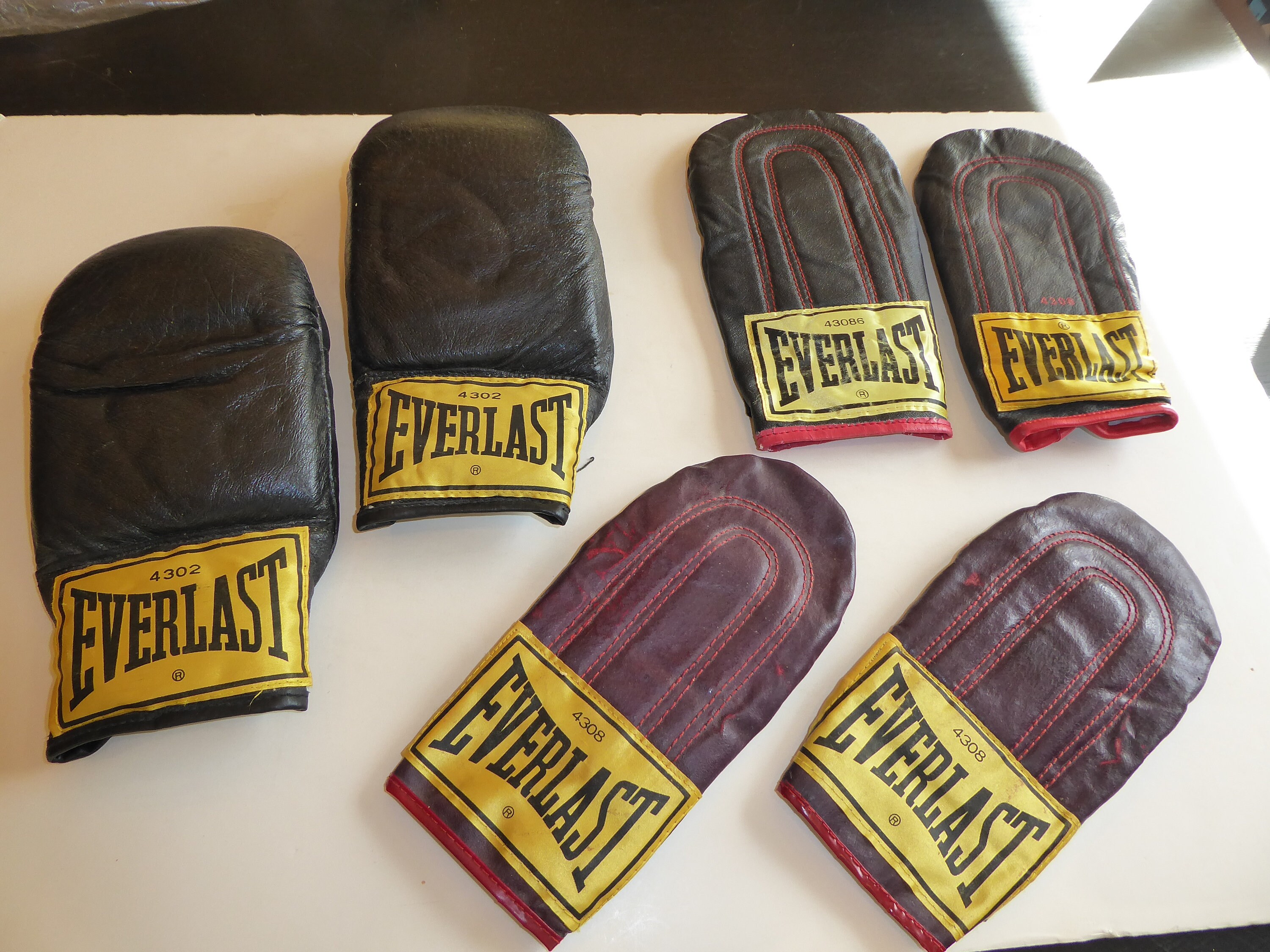 Coöperatie Virus ei Vintage Everlast Boxing Gloves 4302 4308 Puffy Flat Gloves - Etsy