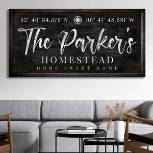 Benutzerdefinierte Familienname Gehöft Wandkunst, personalisierte Koordinaten Home Sweet Home Zeichen, rustikaler Eingang Leinwand, Housewarming Geschenk