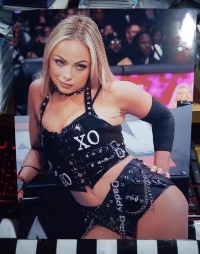 Liv morgan - Etsy 日本