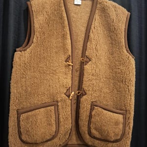 Handgefertigte Wollweste Warme und stilvolle Schicht für Männer und Frauen Boho und Rustikales Outfit Braun Wollweste Warme Weste für die ganze Saison UnisexCasual Weste