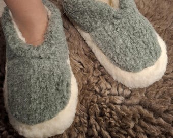Unisex Wool Slippers: Cozy, Soft, Non-Slip Sole