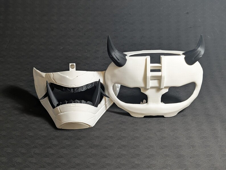 The Cyber Oni mask set for the Meta Quest 3s with a base white and black accent color combination.