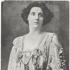 Carte postale vintage éphémère de style édouardien inutilisée #12 Mme Patrick Campbell