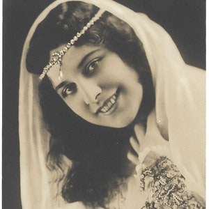 Geraldine Farrar Rigiletto RPPC Prawdziwe zdjęcie Vintage Postcard Ephemera Edwardian nieużywany