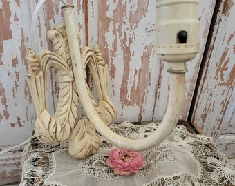 Vintage Shabby Cream Metal Single Sconce Ornate Cottage Chic AS-IS