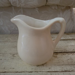 Vintage Cream Color Ironstone Pitcher Shabby Brocante AS-IS image 3
