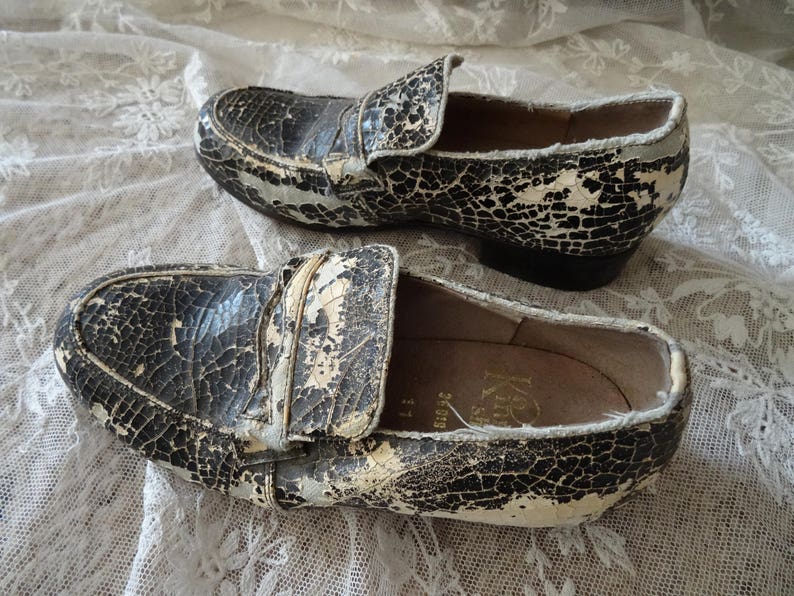 Vintage SHABBY Victorian Black Cream Child's Loafers Shoes image 3