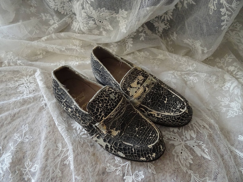 Vintage SHABBY Victorian Black Cream Child's Loafers Shoes image 1