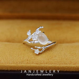 New Plum Blossom White S925 Sterling Silver Open Ring
