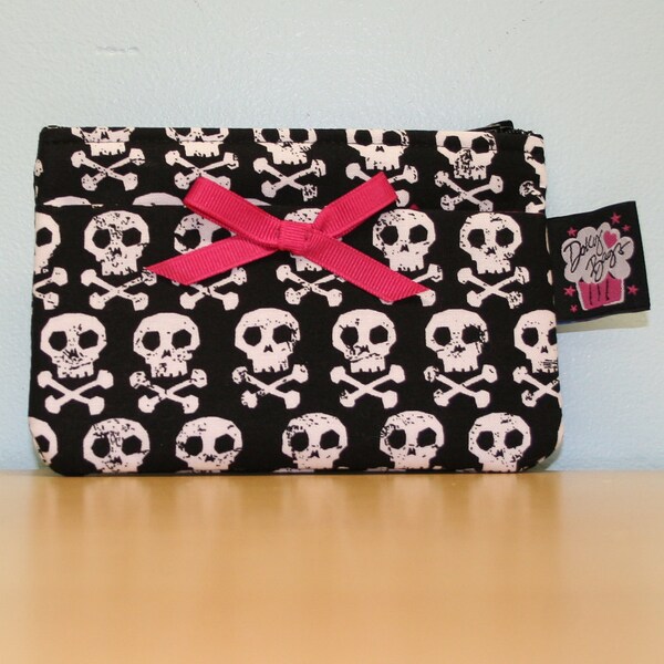 Dolly Bags - Coin Purse in Skull & Crossbones