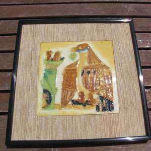 Eagle No. 37  Eaglet  Chinese Ceramic Tile 6x6 Inch in 10 x 10 Black Metal Frame