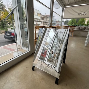 Letrero de cafetería personalizado / Letrero comercial personalizado / Letrero con marco en A / Grabado de espejo / Letrero tipo sándwich / Letrero tipo sándwich para cafetería / Letrero para acera