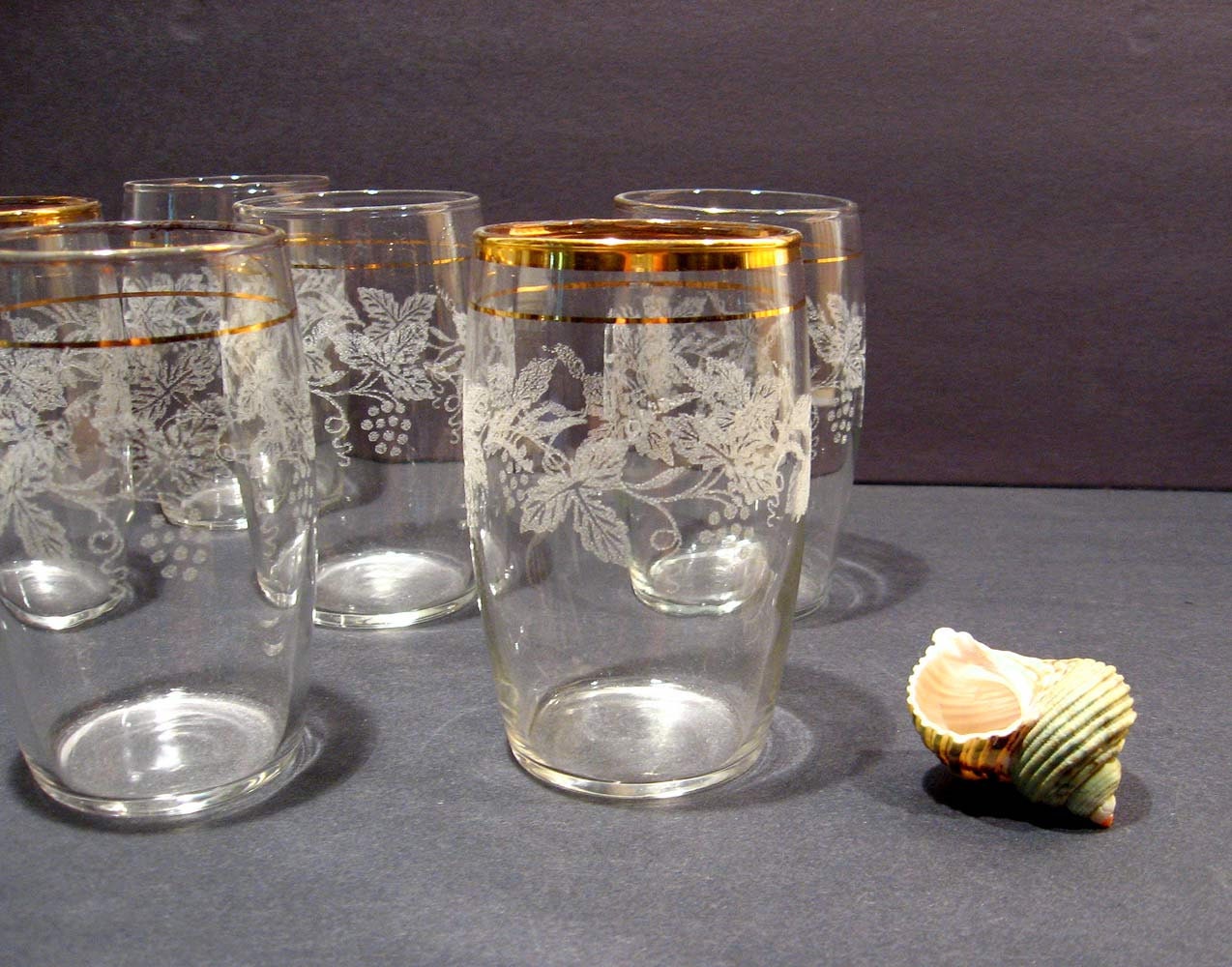 Vintage Etched Glass Tumblers Gold Rimmed Drinks Glasses Etsy