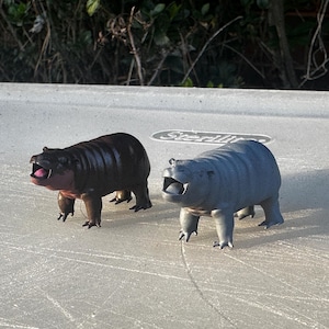 Moo Deng Mini Figure