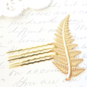 Golden Fern Leaf Hair Comb - Gold Fern Leaf Hair Comb - Wedding Hair Comb - Bridal Hair Accessory - Gold Fern Leaf Hair Pin - Leaf Hair Comb