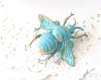 Grampo de cabelo Verdigris Bumble Bee - Green Mint Patina Bumblebee - Pino de cabelo de jacaré da floresta - Cabelo de casamento - Asas - Natureza - Inseto voador