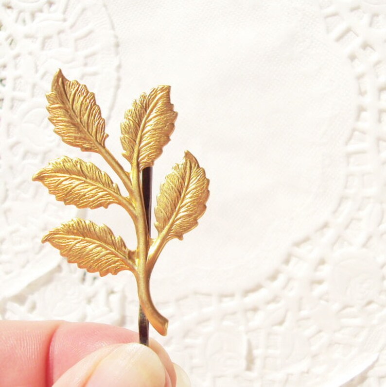 Golden Leaf Branch Bobby Pin Set Leaf Spray Hair Pins Woodland Leaf Hair Pins Whimsical Nature Bridal image 4