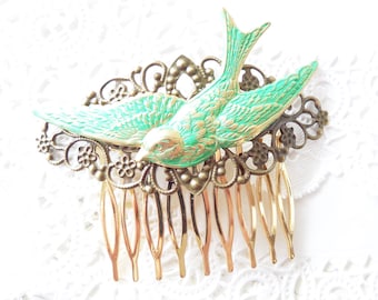 Green Sparrow Hair Comb - Flying Swallow Hair Comb - Large Bird Hair Comb - Woodland Hair Comb - Bridal Sparrow Hair Comb - Ox Filigree Comb