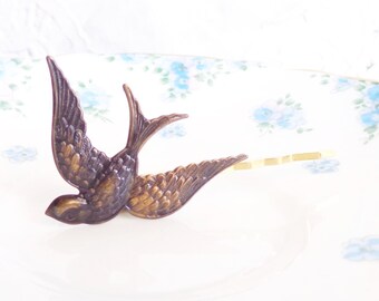 Sparrow Bobby Pin - Woodland Collection - Patina