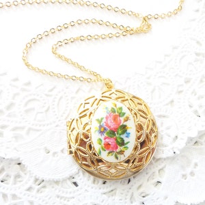 Vintage Gold Round Locket - Vintage Limoges Locket Necklace - Flower Limoges Locket - Rare Limoges Locket Necklace - Gold Filigree Locket