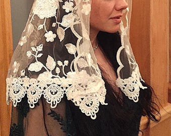 Catholic Veil-HAND MADE in the U.S.- Latin Mass "White Veil"Shower of Roses