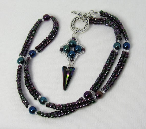 Front Hooking Beaded Necklace with Drop Pendant