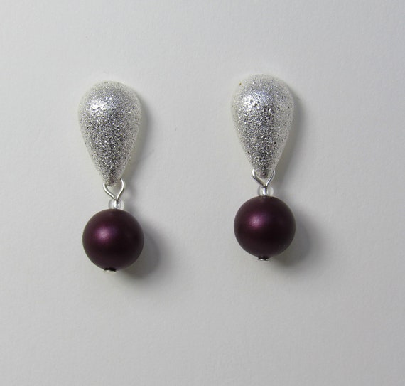 Burgundy Pearl Earrings SKU: ER24