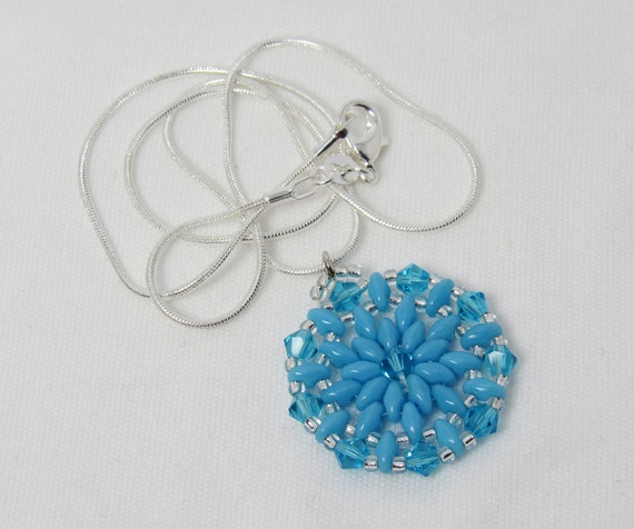 Light Turquoise & Silver Round Pendant