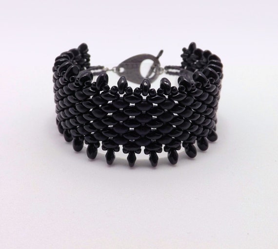 Black Beaded Fringe Bracelet - fits 7 inch wrist Sku: BR1016