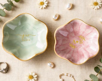 Custom Ceramic Engagement Ring Tray, Bridal Shower Gift, Personalized Jewelry Dish, Wedding Party Favor, Mr and Mrs Gift, Anniversary Gift