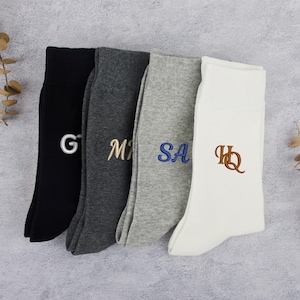Chaussettes brodées personnalisées, Chaussettes brodées personnalisées pour garçons d'honneur, Chaussettes en coton, Cadeau mariage garçons d'honneur, Cadeaux d'anniversaire, Chaussettes habillées personnalisées
