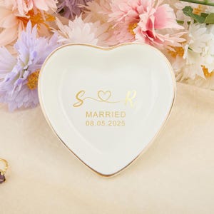 Wedding Ring Dish, Personalized Jewelry Dish, Engagement Ring Dish, Gifts for Couples, Anniversary Gift for Her, Gift for Bride and Groom
