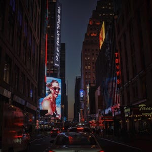 Street Photography Wall Art, Manhattan Street Scene Print, Modern City Photography, NYC Street Photo, New York Wall Art